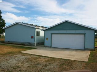 87916 Auction Barn Ln, Bandon, OR 97411