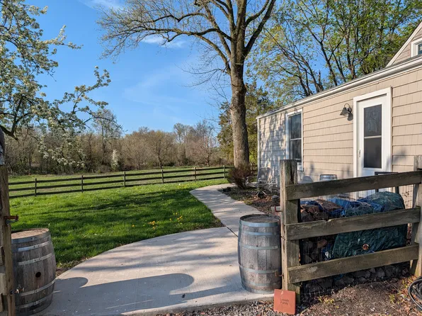 60 Clerico Ln #2, Hillsborough, NJ 08844