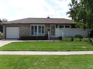 1411 Reed Ave, Manitowoc, WI 54220