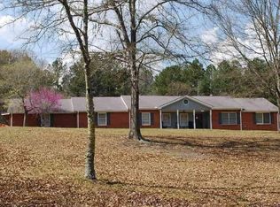 550 Babrack Rd, Newnan, GA 30263