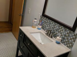 2403 Ashurst Rd FLOOR 2, Cleveland, OH 44118