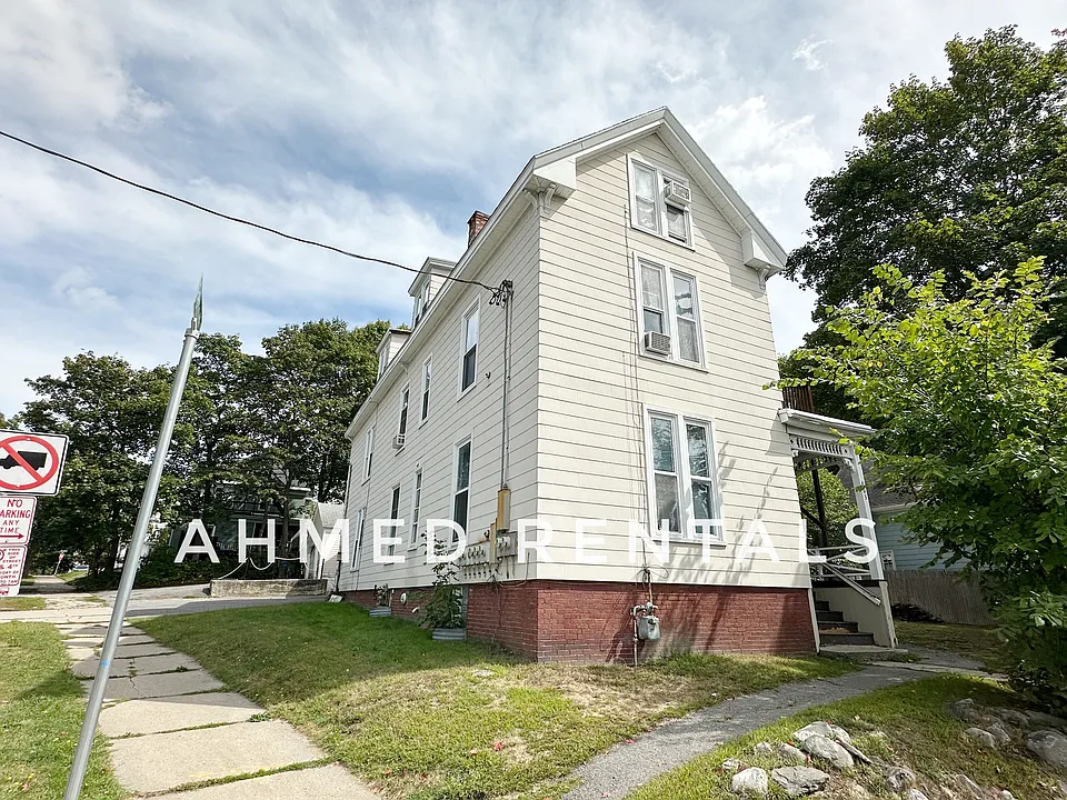 463 Saint John St #1R