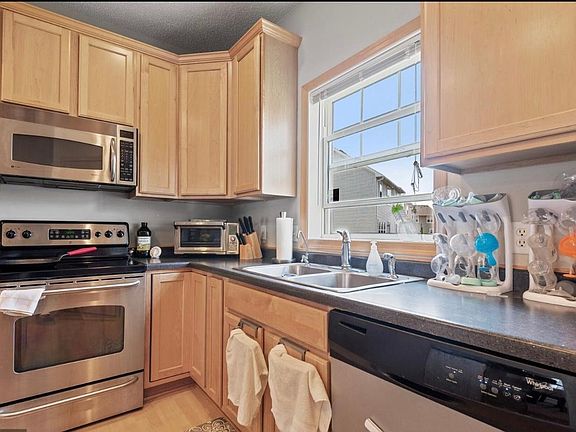 4th image of 5109 Fountain Ln N #5109