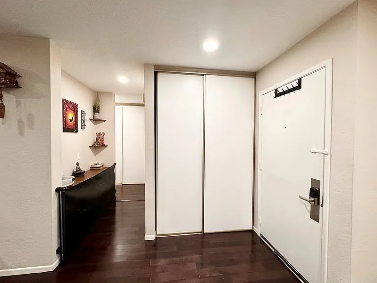 3300 Wolcott Cmn — Photo 33