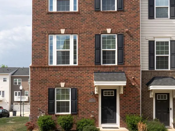 11333 Willow Green Cir, Manassas, VA 20109