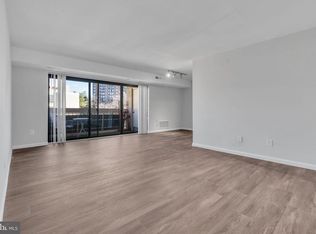 6141 Leesburg Pike APT 504, Falls Church, VA 22041