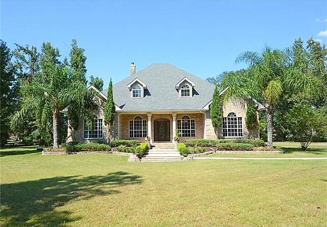 1st image of 4545 Barataria Blvd