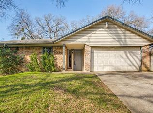 2908 Tiki Trl, Fort Worth, TX 76112