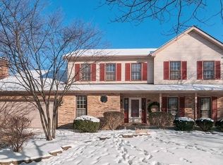 2259 University Dr, Naperville, IL 60565