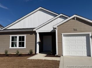 332 Arlington Dr, Raeford, NC 28376