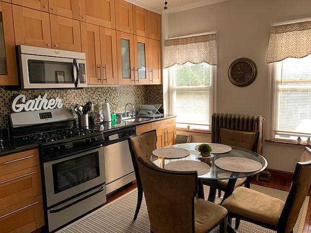 1st image of 536 Leonard St #S