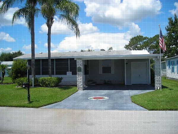 Home for Sale in Auburndale, FL $37,900