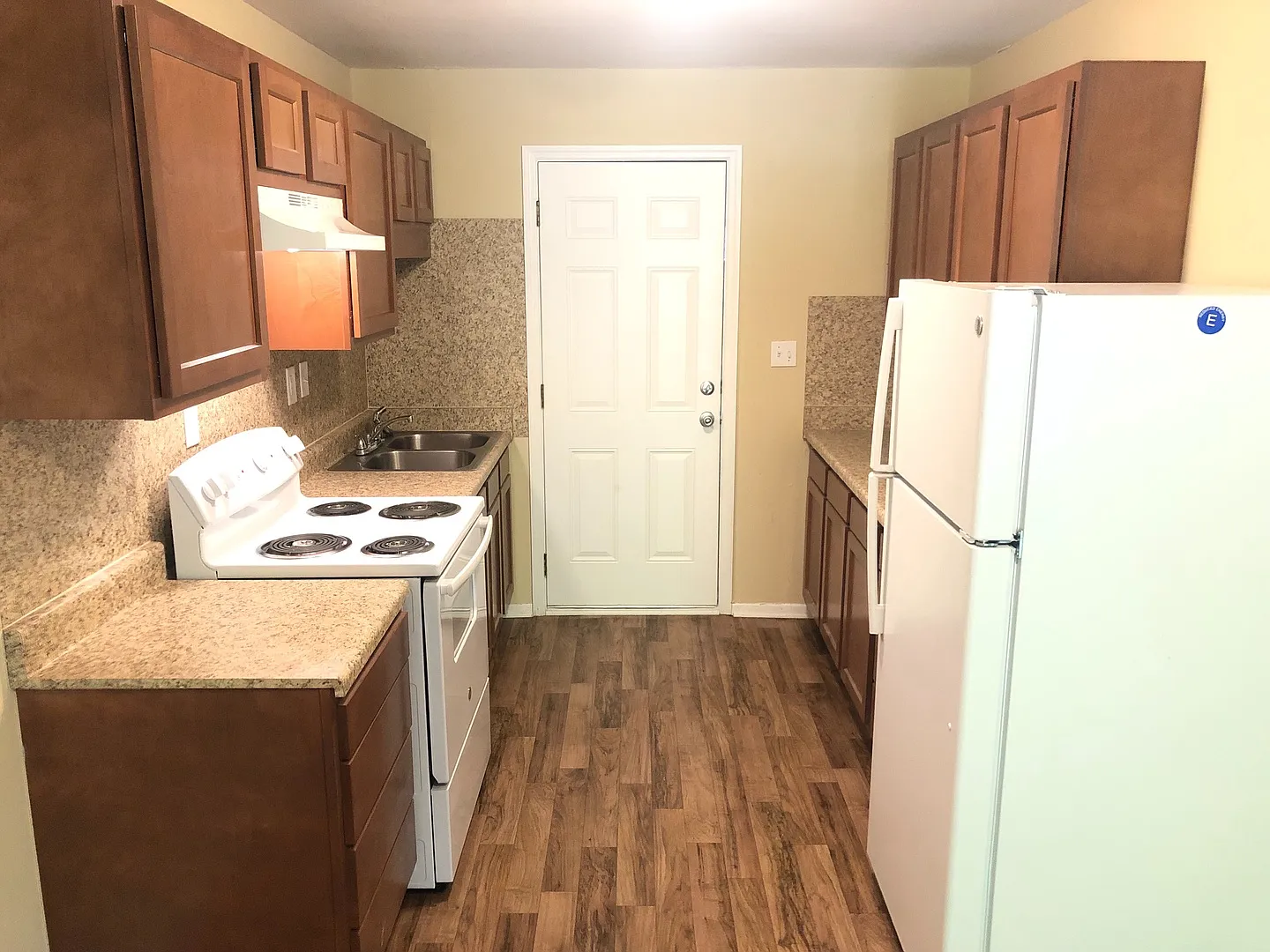 Rock Chapel Apts. — Photo 3