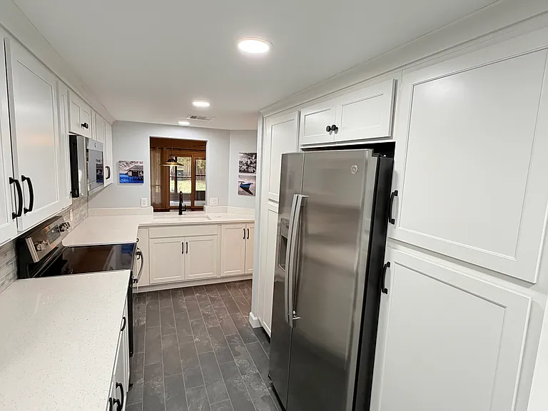 8129 Village Gate Ct — Photo 25