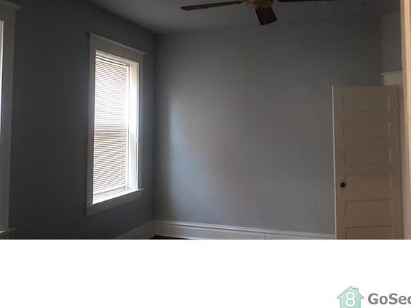 4th image of 4262 Farlin Ave