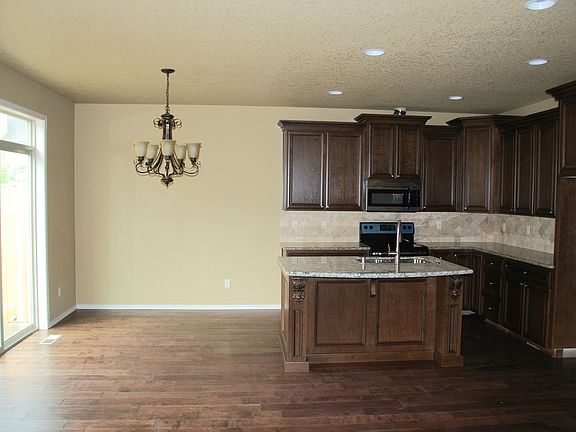 2nd image of 10315 NE 4th St #Np26