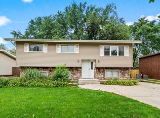 152 E Sunset Ave, Lombard, IL