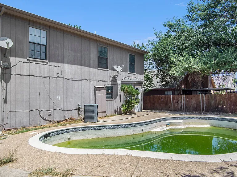 2541 Galemeadow Dr — Photo 22