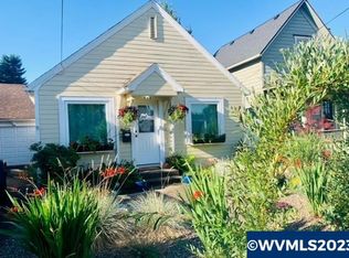 553 SW Clay St, Dallas, OR 97338