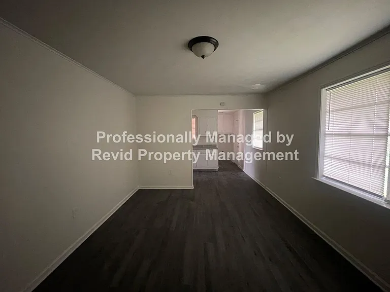 3269 Sunrise St — Photo 3