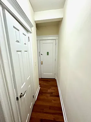 Rented by LRGNY Group, Inc. | media 21