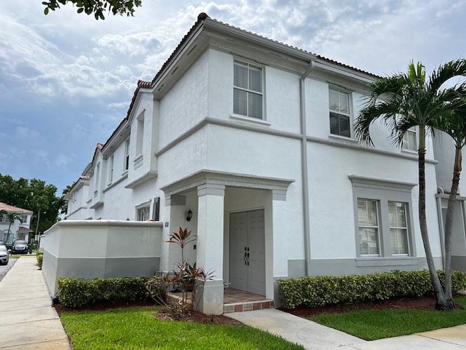 1st image of 15811 SW 42nd Street #39