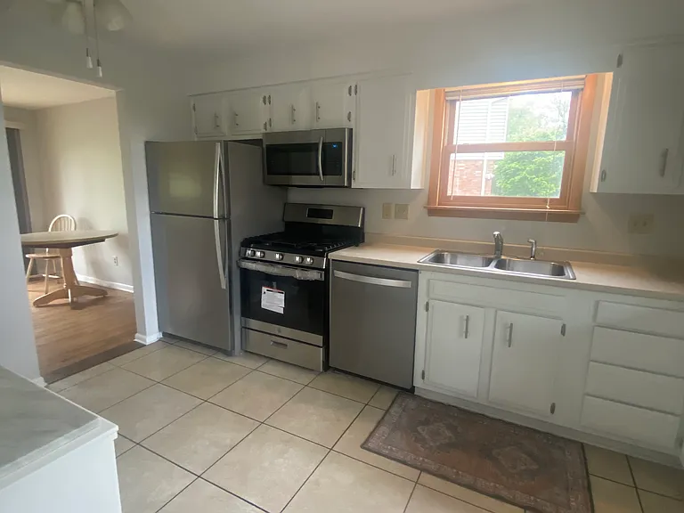 669 Blue Ridge Rd — Photo 2