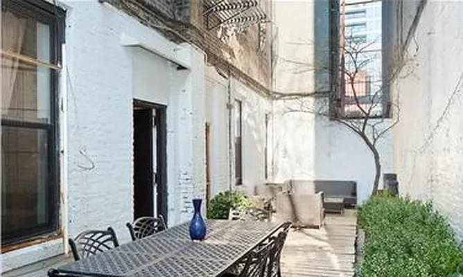 Rented by Jesse Evans, LREB | media 16
