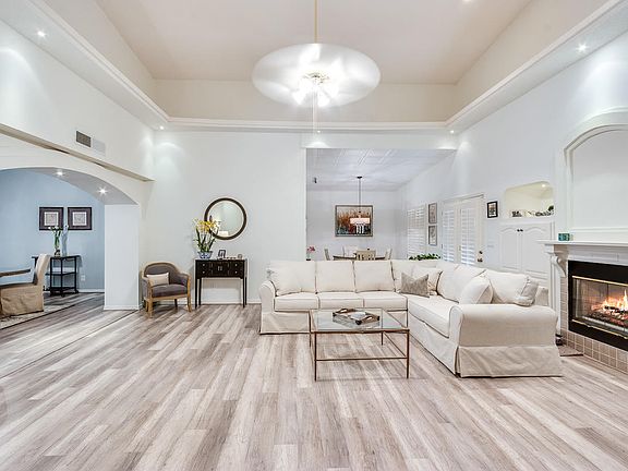 5th image of 7154 Royal Palm St