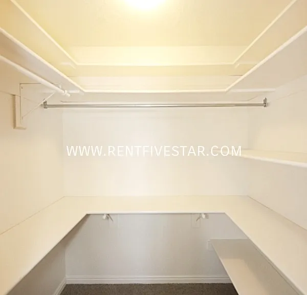 246 E Chubbuck Rd #E — Photo 12