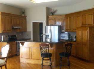 11407 W 141st Ter, Overland Park, KS 66221