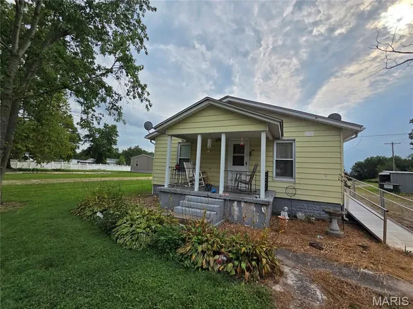 2211 State St, E Carondelet, IL 62240