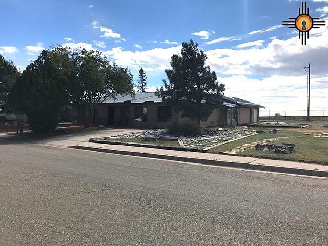 1st image of 525 Christine Dr
