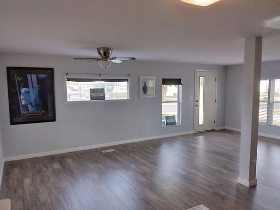 4th image of 225 Linden St