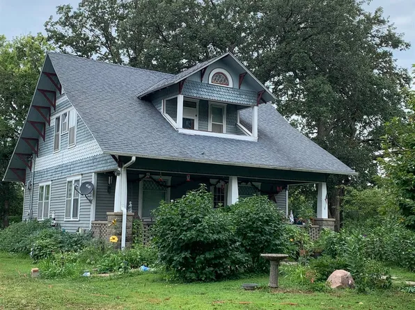 514 Division St, Blockton, IA 50836