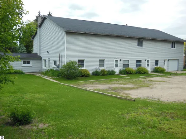 2162 Lincoln St, Central Lake, MI 49622