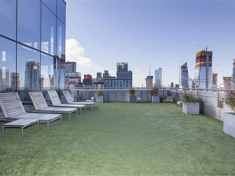 350 W 42nd St #44D — Photo 14