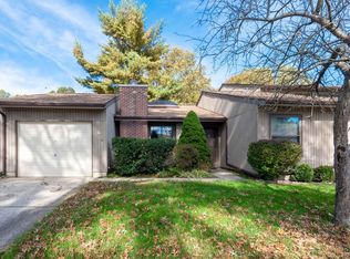 6 Andover Ct, Red Bank, NJ 07701