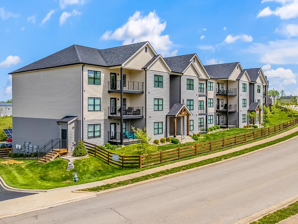 Winding Springs | Building