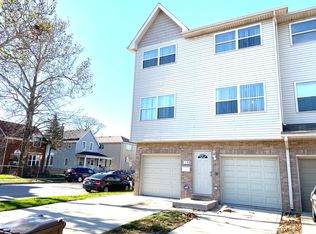 6158 S 76th Ave #5, Summit Argo, IL 60501
