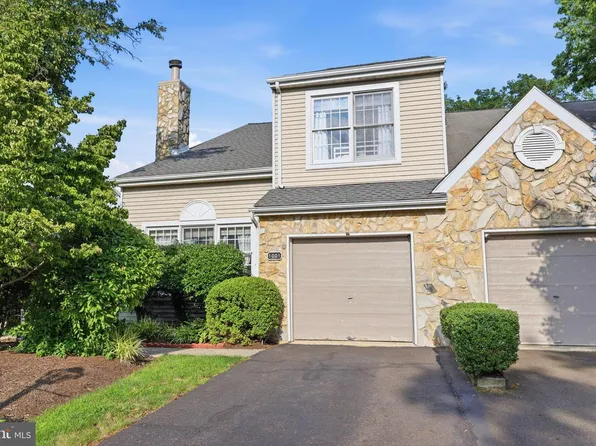 1001 Eagle Ln, Doylestown, PA 18901