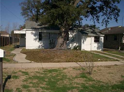 1st image of 2251 Prentiss Ave
