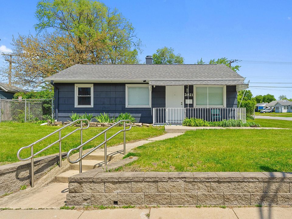 A*I様 House on the Hill Checker 2021 169th St, Hammond, IN 46323 | Zillow