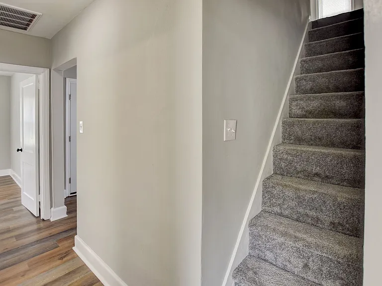 13 Beverly St — Photo 18