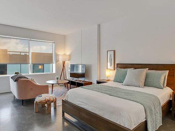 2nd image of 18 10th St APT 1631