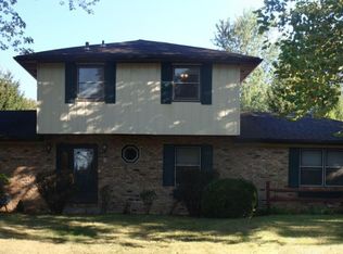 6854 Bloom Dr, Greentown, IN 46936