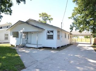 2421 Crittenden St, Houston, TX 77026
