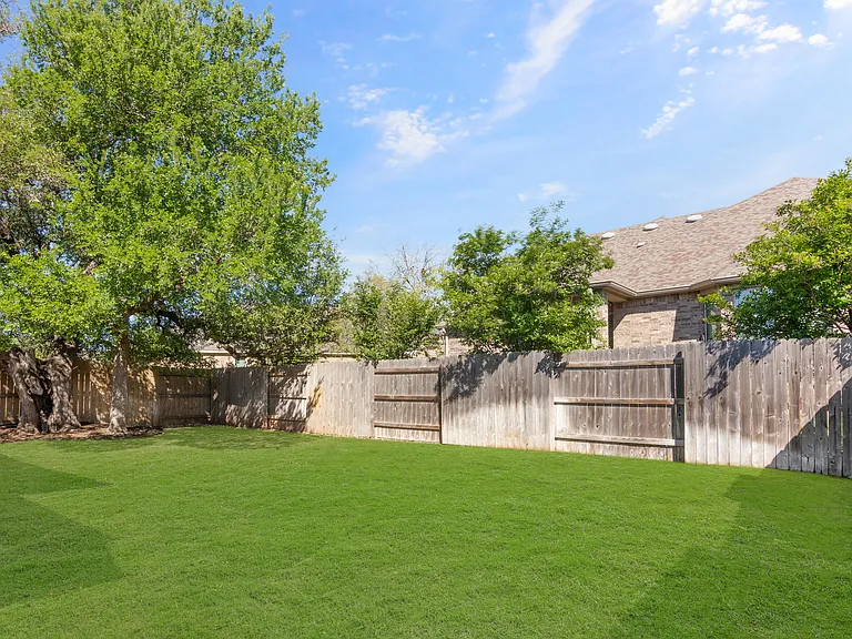 3736 Kyler Glen Rd — Photo 35