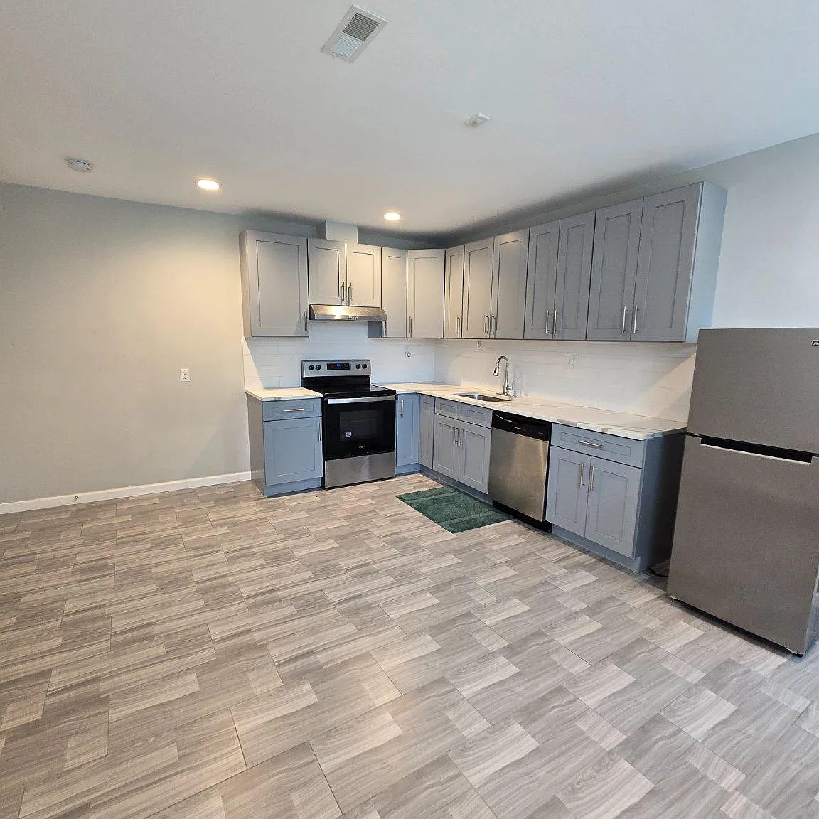 1 bed, 1.0 bath, 700 sqft, $1,700 — Photo 3