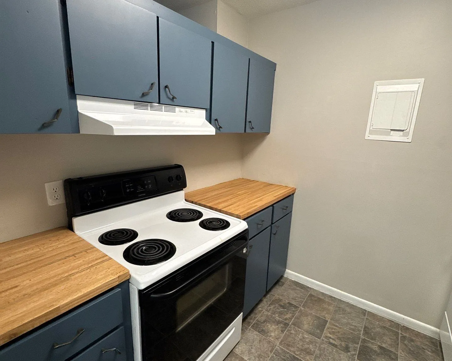 802 Ruth Ann Drive - 7A — Photo 1